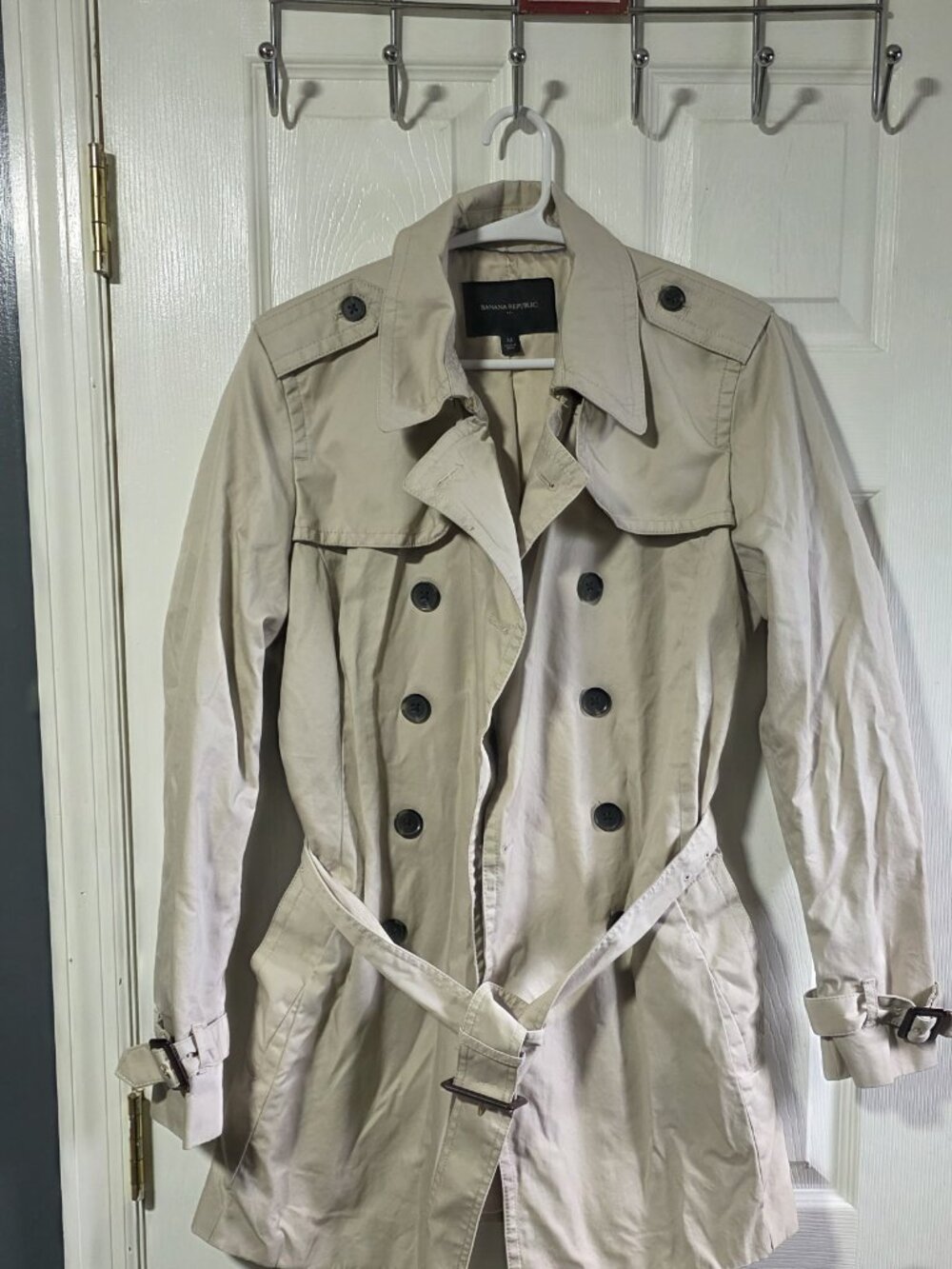 Banana Republic Beige Trench Coat Size M Belted Double Breasted Classic Khaki Ja